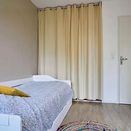Maison Contemporaine - - Jardin