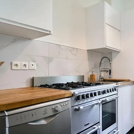 Maison Contemporaine - - Jardin